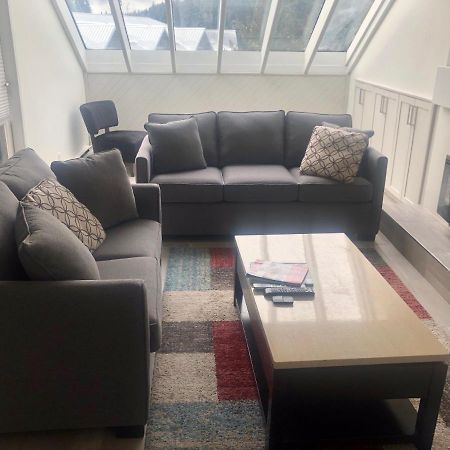 Hearthstone Lodge Loft, Village Centre, Private Hot Tub, Sleeps 6 Whistler Exterior foto