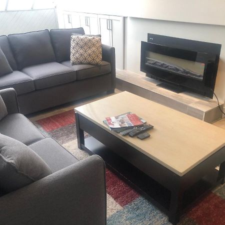 Hearthstone Lodge Loft, Village Centre, Private Hot Tub, Sleeps 6 Whistler Exterior foto